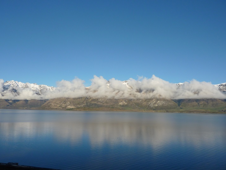 Nouvelle Zélande, île au long nuage blanc